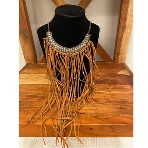 Fringe necklace